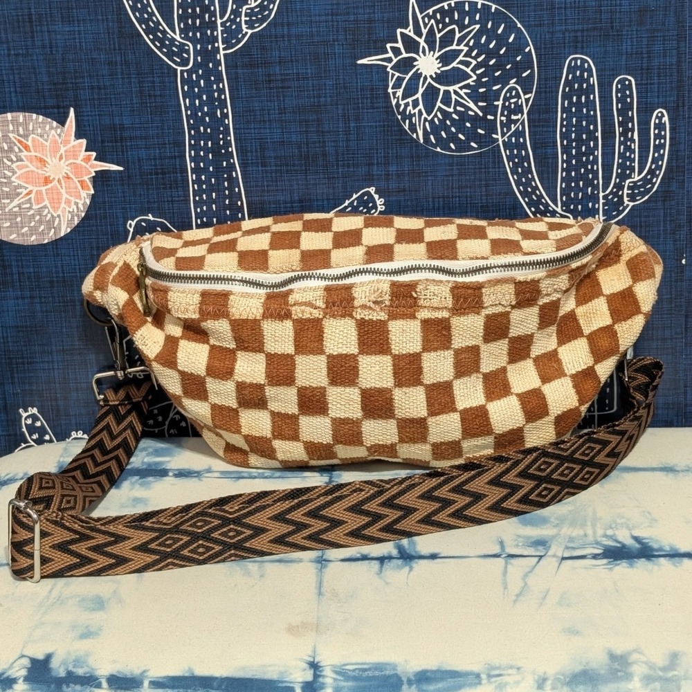 Jenna Bee Handmade Sling Bag Ochre & Cream Checkered - Picture 3 of 12